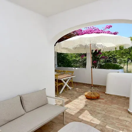 Villa Golf Retreat - Aldeia Do Golf By Cleverdetails In *
